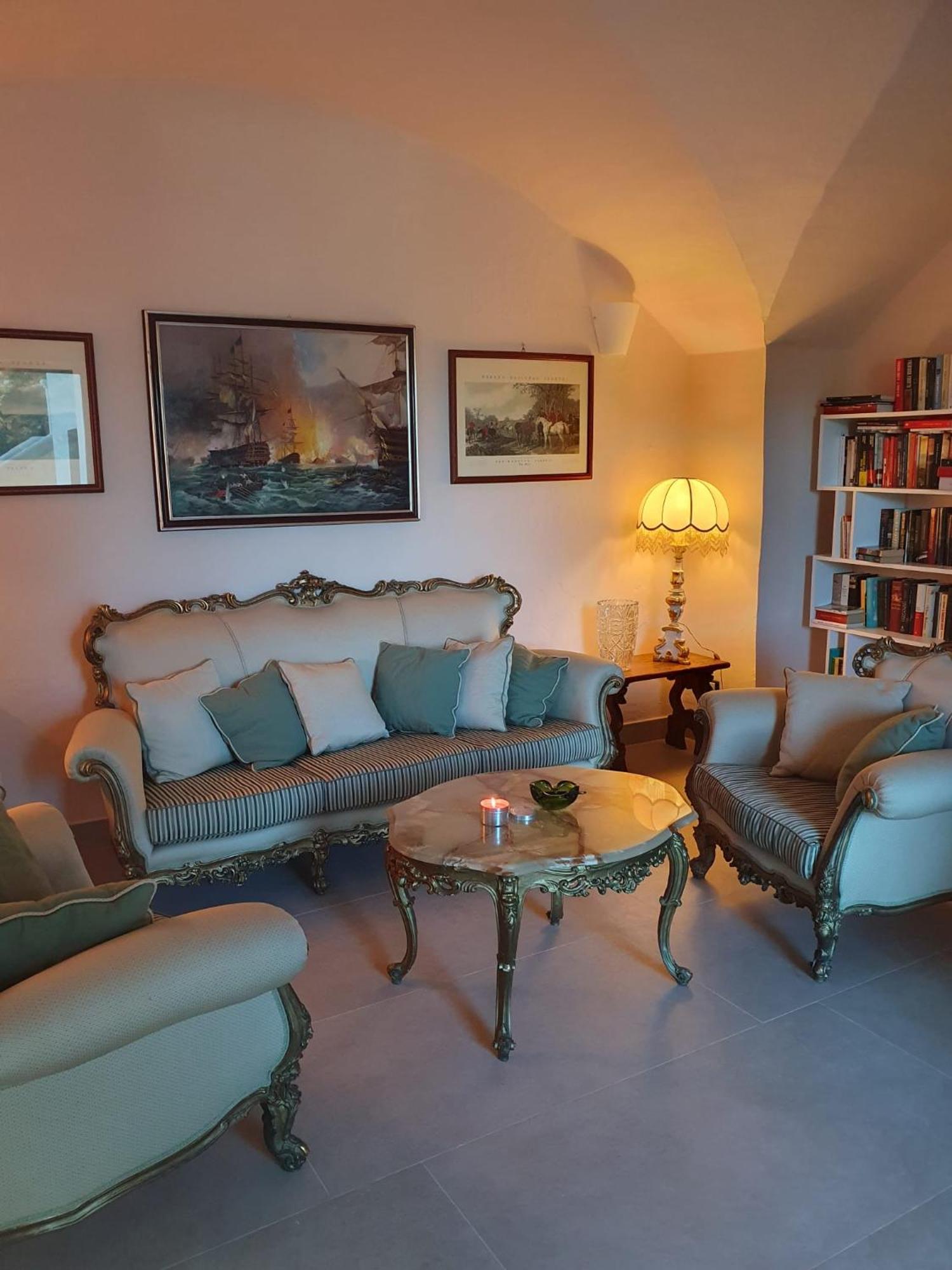 Dimora Donna Rita - Bed & Breakfast *